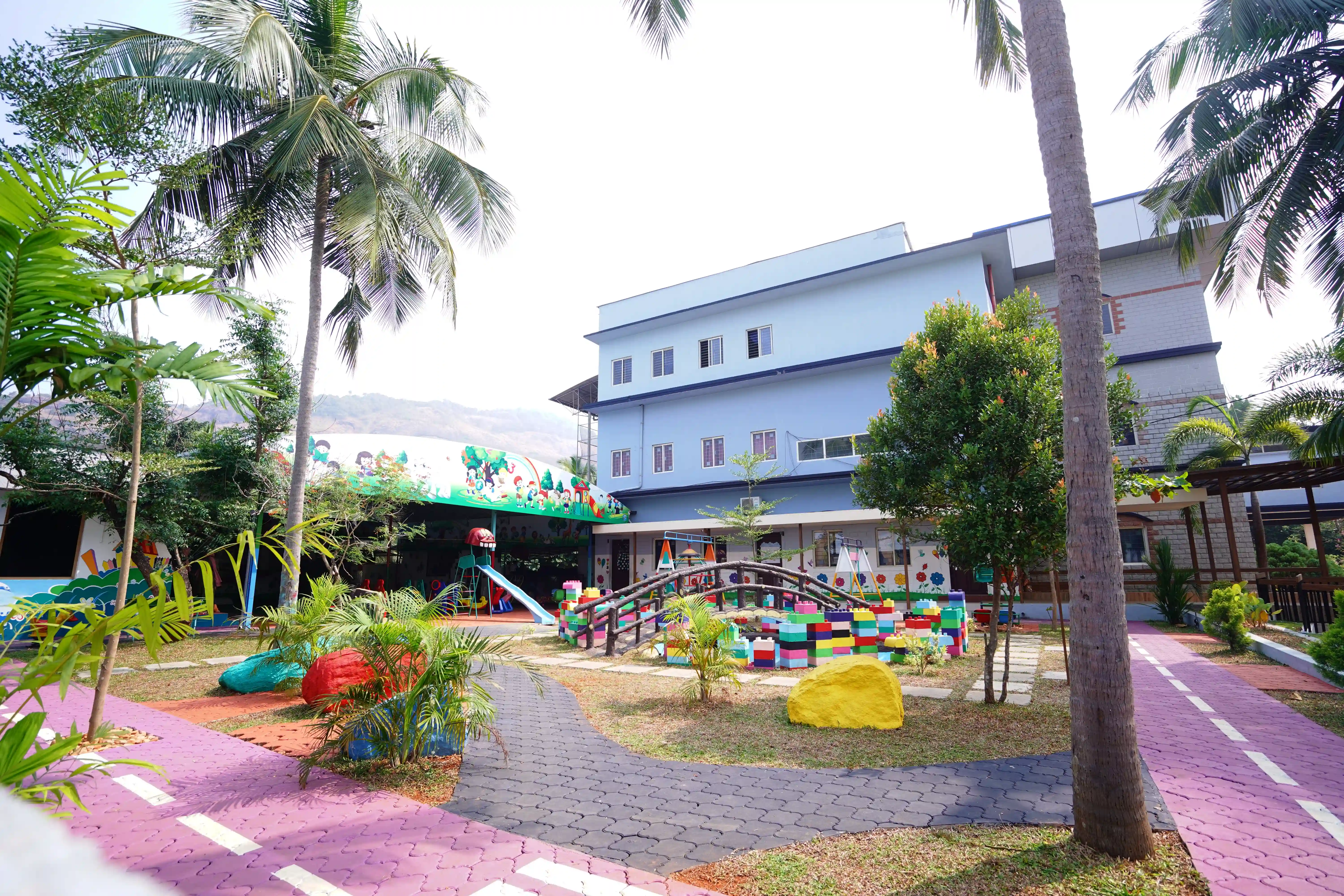 school-img